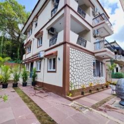 Dream Stays 6BHK Villa in Saipem