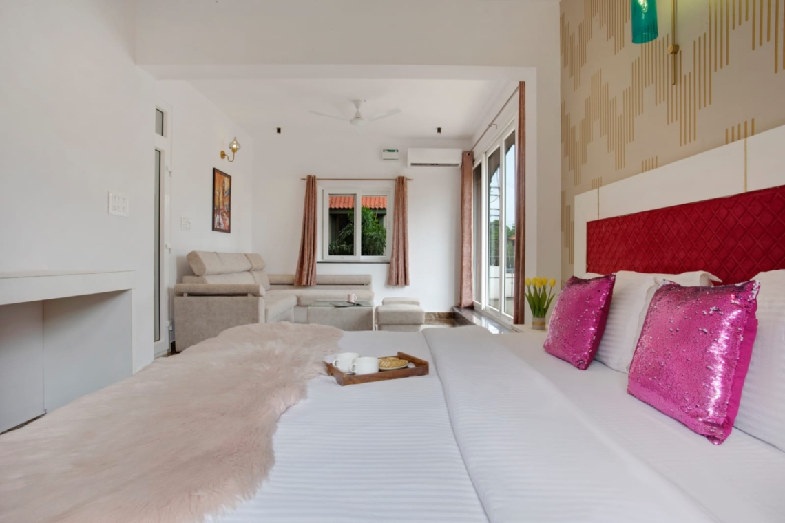 Dream Stays 6BHK Villa in Saipem