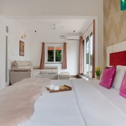 Dream Stays 6BHK Villa in Saipem