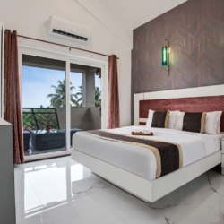 Dream Stays 6BHK Villa in Saipem